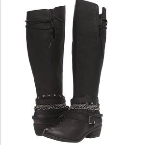 Not Rated Odessa Chelsea Black Boots